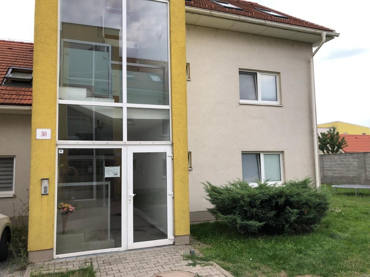 Apartman 501 Biely Kostol Exterior photo